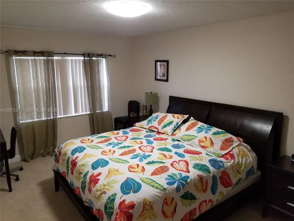 8290 Lake Dr #440 Doral, FL 33166
