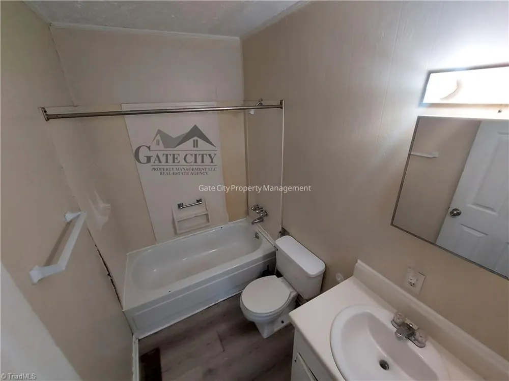 1610 Brockett Avenue High Point, NC 27260