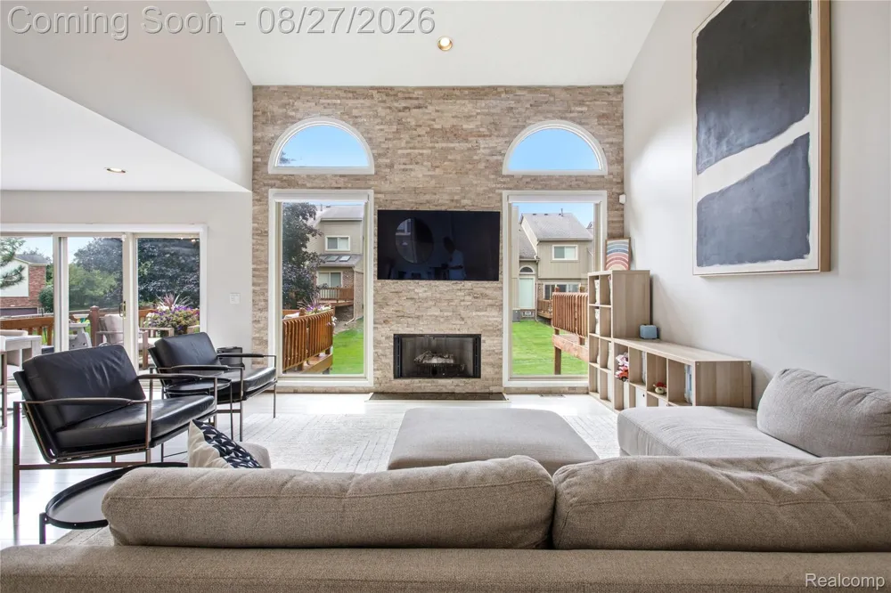 6306 Aspen Ridge Boulevard West Bloomfield Charter Township, MI 48322