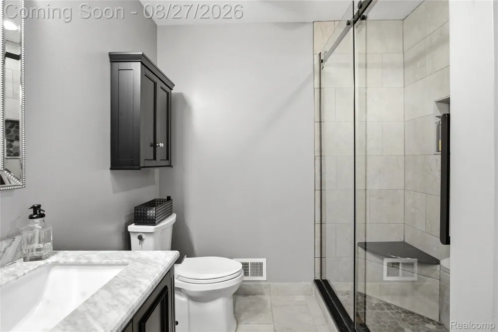 6306 Aspen Ridge Boulevard West Bloomfield Charter Township, MI 48322