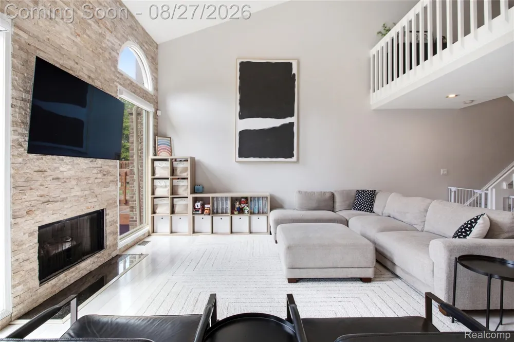 6306 Aspen Ridge Boulevard West Bloomfield Charter Township, MI 48322