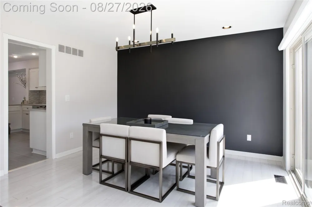 6306 Aspen Ridge Boulevard West Bloomfield Charter Township, MI 48322