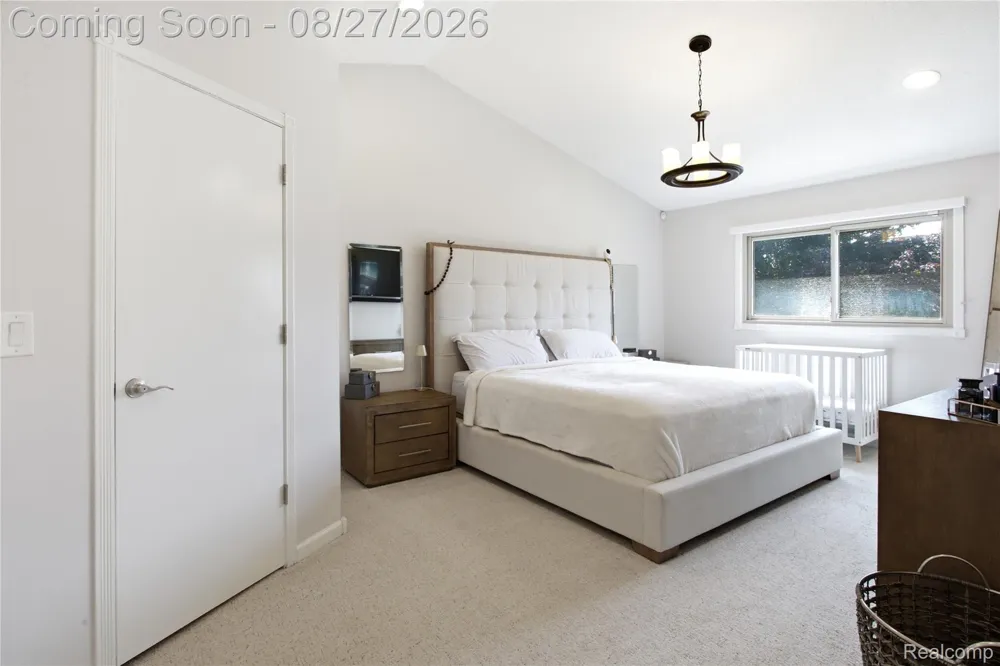 6306 Aspen Ridge Boulevard West Bloomfield Charter Township, MI 48322