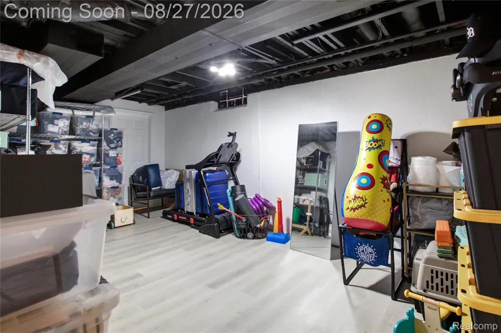6306 Aspen Ridge Boulevard West Bloomfield Charter Township, MI 48322