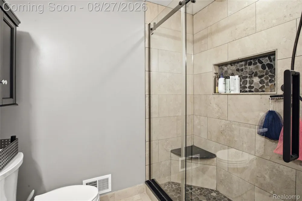 6306 Aspen Ridge Boulevard West Bloomfield Charter Township, MI 48322