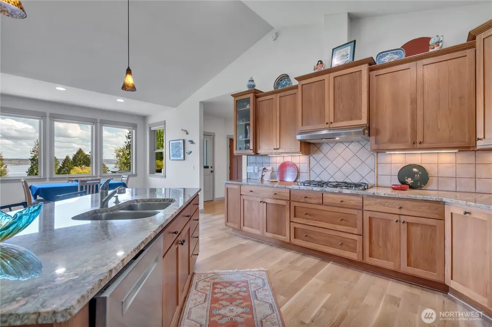 23506 Seatter Road NE Kingston, WA 98346