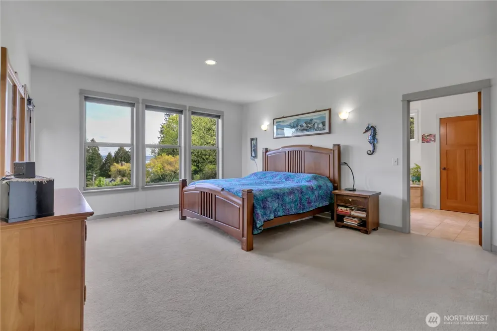 23506 Seatter Road NE Kingston, WA 98346