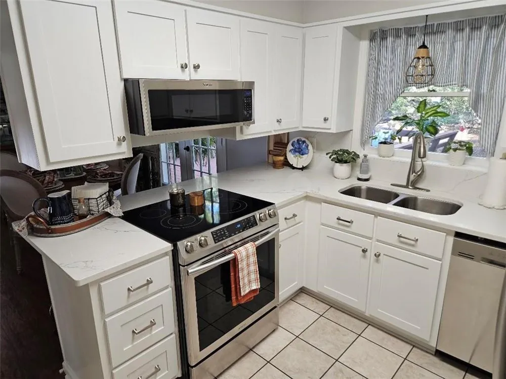 1234 Sunset Drive Winder, GA 30680