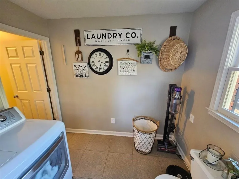 1234 Sunset Drive Winder, GA 30680