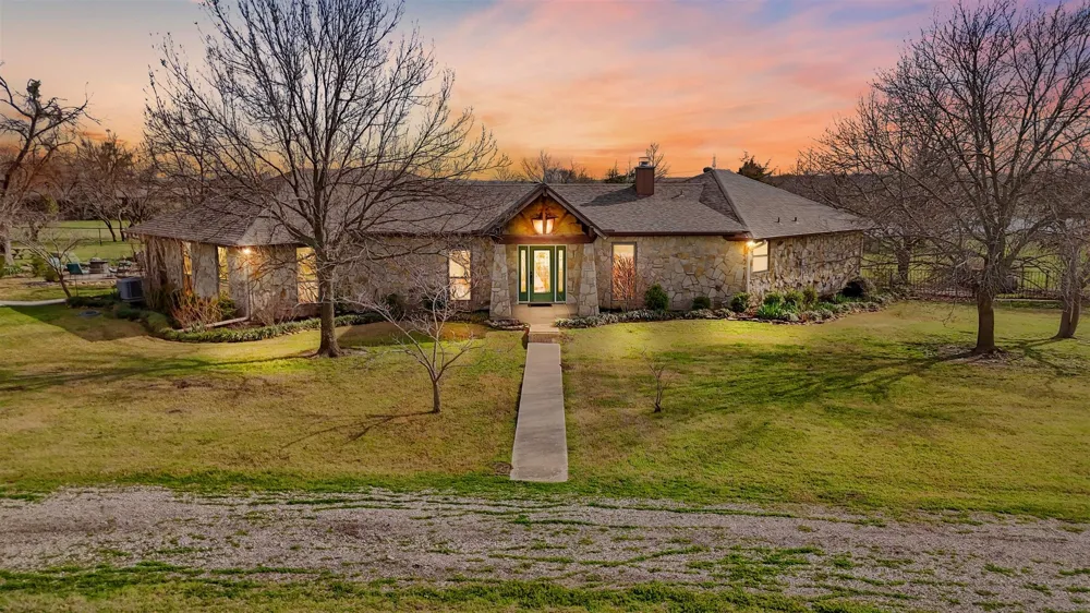 9711 Jim Christal Road Krum, TX 76249