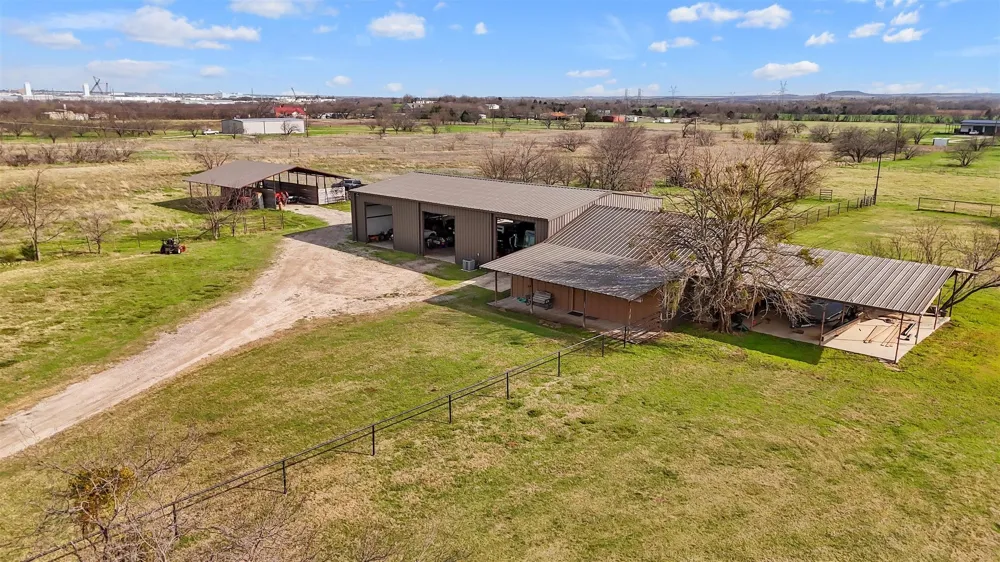 9711 Jim Christal Road Krum, TX 76249