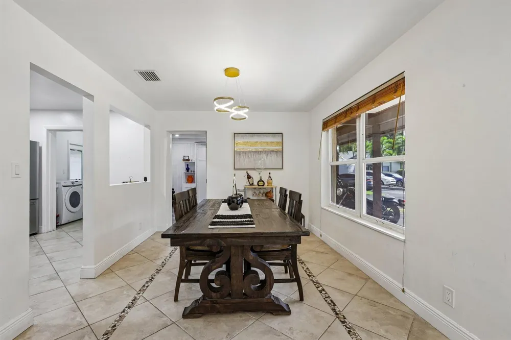2075 SW 72ND AVENUE Davie, FL 33317