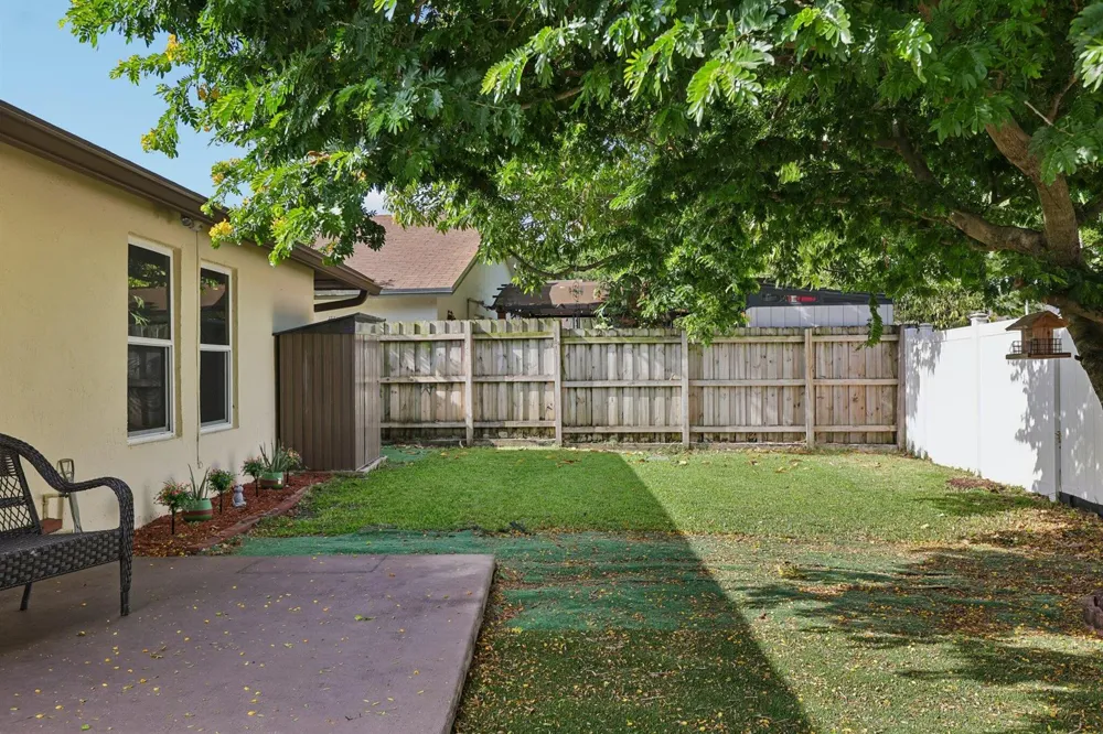2075 SW 72ND AVENUE Davie, FL 33317