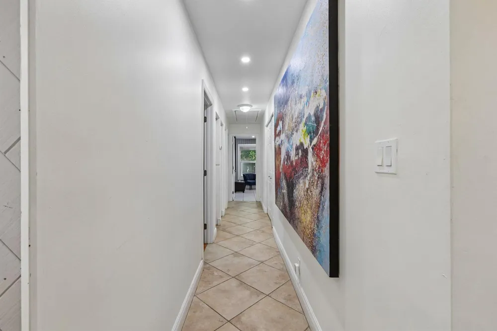 2075 SW 72ND AVENUE Davie, FL 33317