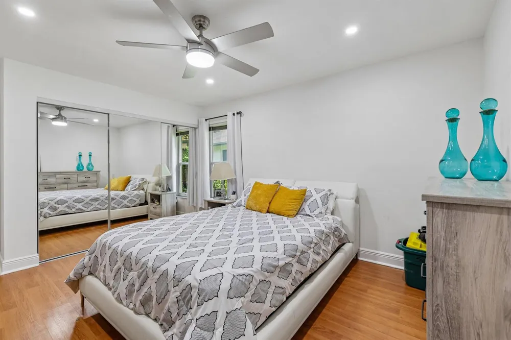 2075 SW 72ND AVENUE Davie, FL 33317