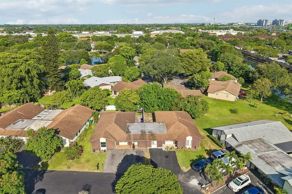 2075 SW 72ND AVENUE Davie, FL 33317