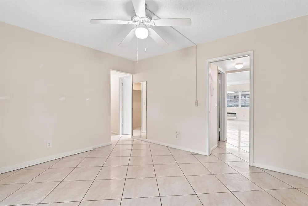 98 Norwich E West Palm Beach, FL 33417
