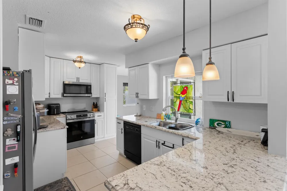8621 NW 3RD STREET Pembroke Pines, FL 33024
