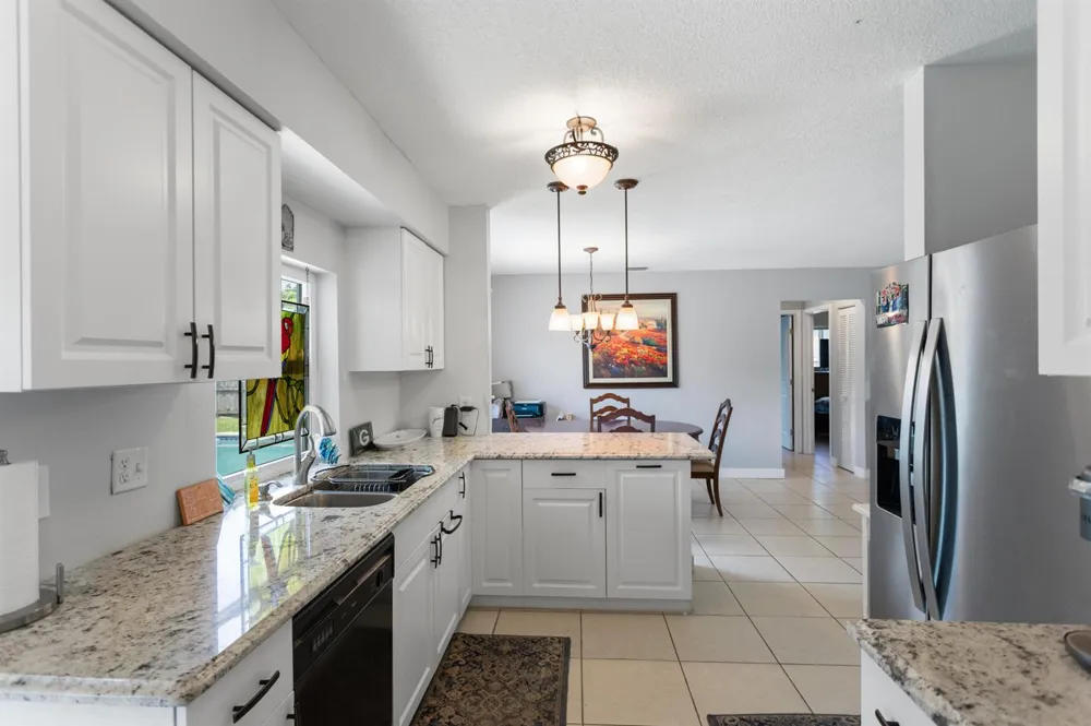 8621 NW 3RD STREET Pembroke Pines, FL 33024