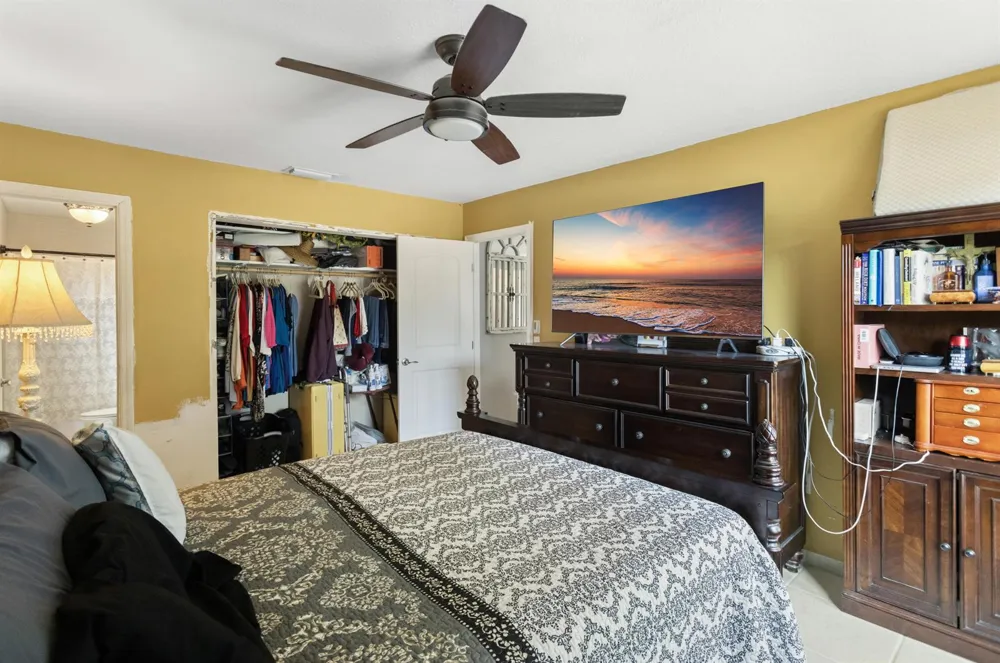 8621 NW 3RD STREET Pembroke Pines, FL 33024