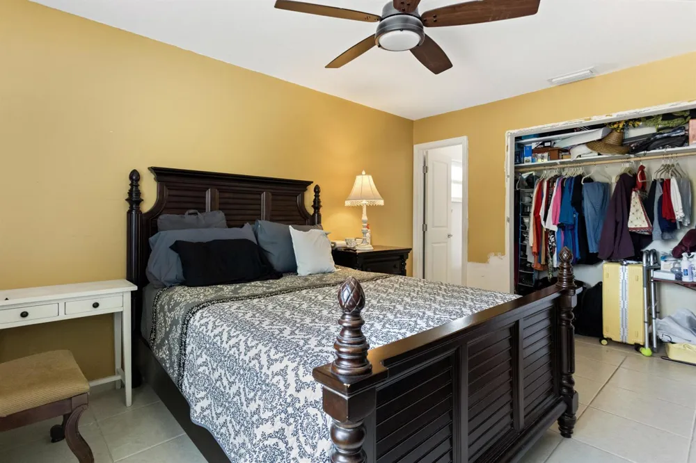 8621 NW 3RD STREET Pembroke Pines, FL 33024