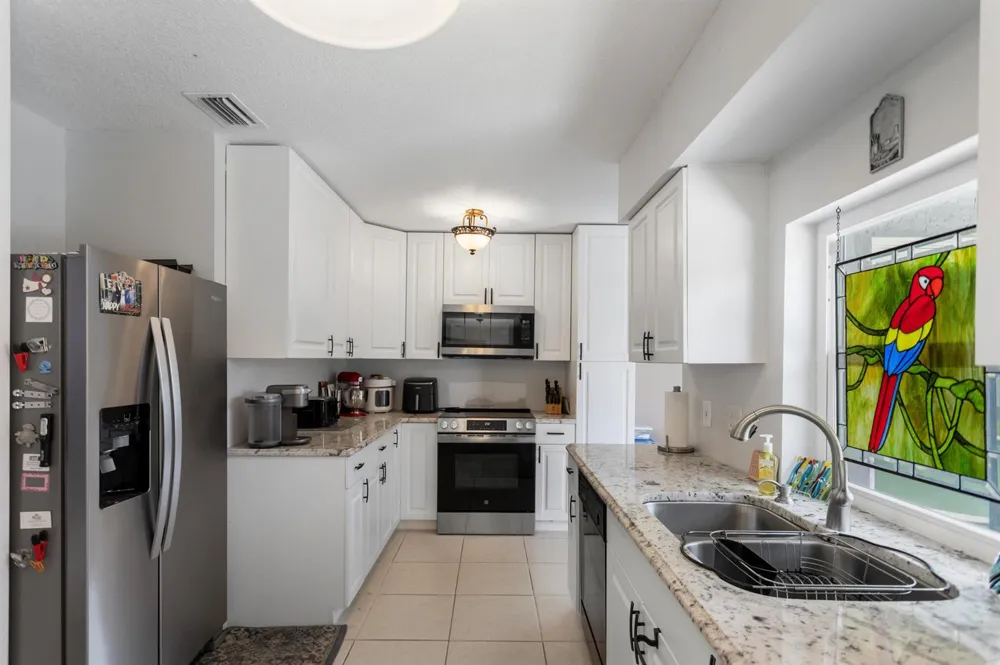8621 NW 3RD STREET Pembroke Pines, FL 33024