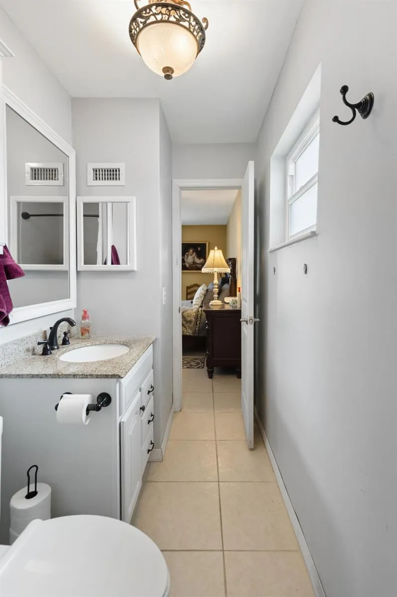 8621 NW 3RD STREET Pembroke Pines, FL 33024