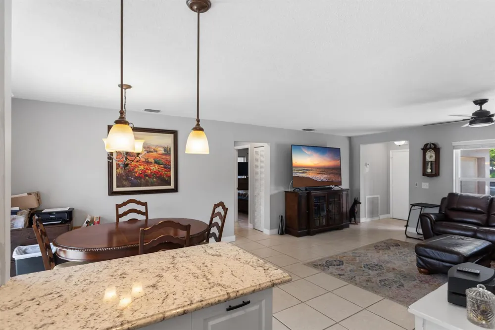 8621 NW 3RD STREET Pembroke Pines, FL 33024