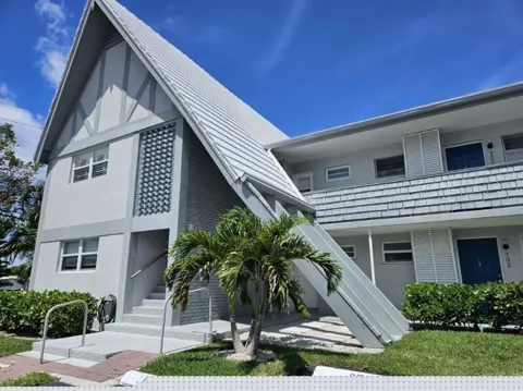 2801 NE 33RD COURT #101