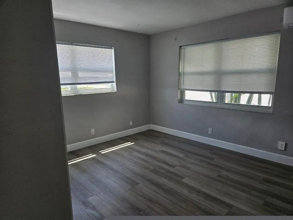 2801 NE 33RD COURT #101 Fort Lauderdale, FL 33306