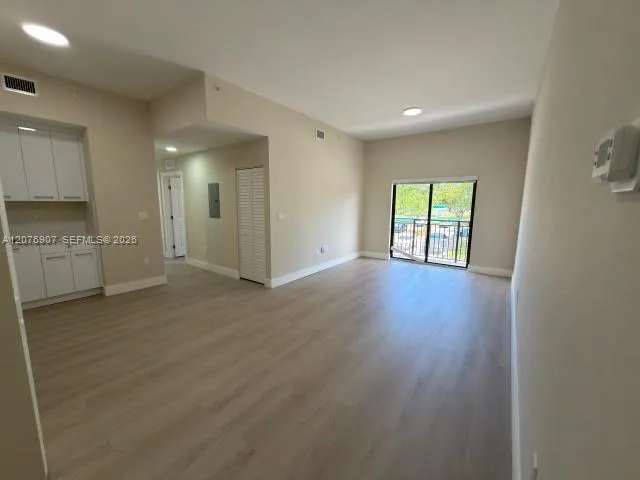 17020 SW 104th Ave #202 Miami, FL 33157