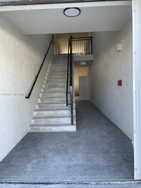 17020 SW 104th Ave #202 Miami, FL 33157