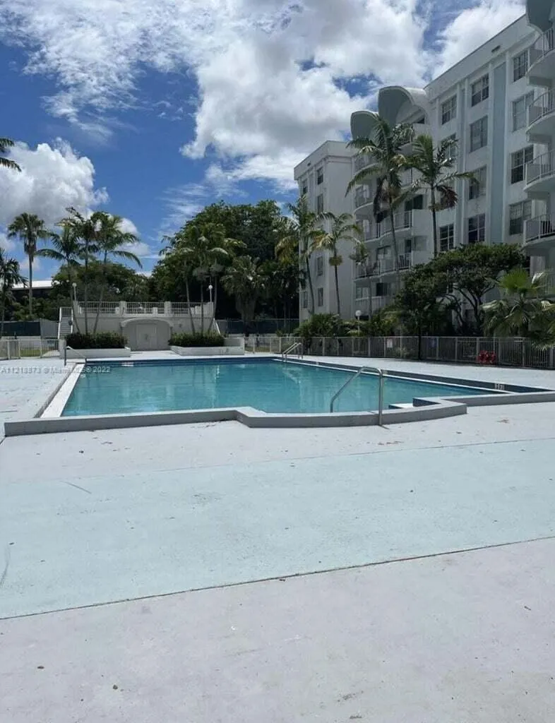 484 NW 165th St Road #A-211 Miami, FL 33169