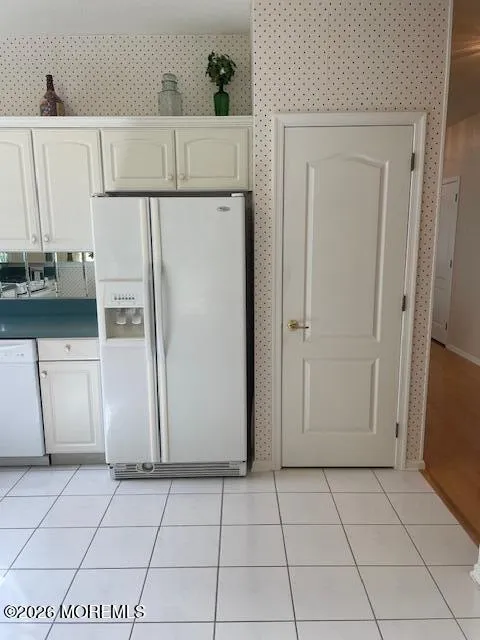 28 Spring Meadow Drive Lakewood, NJ 08701