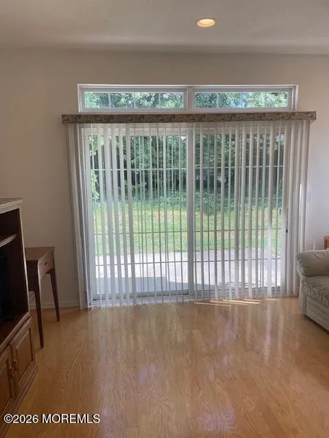 28 Spring Meadow Drive Lakewood, NJ 08701
