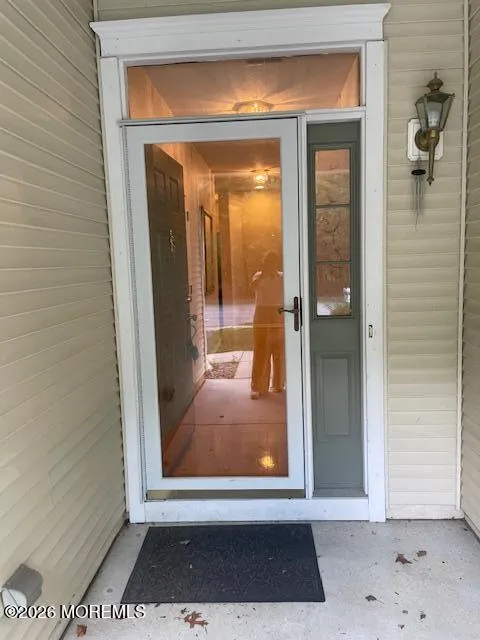 28 Spring Meadow Drive Lakewood, NJ 08701