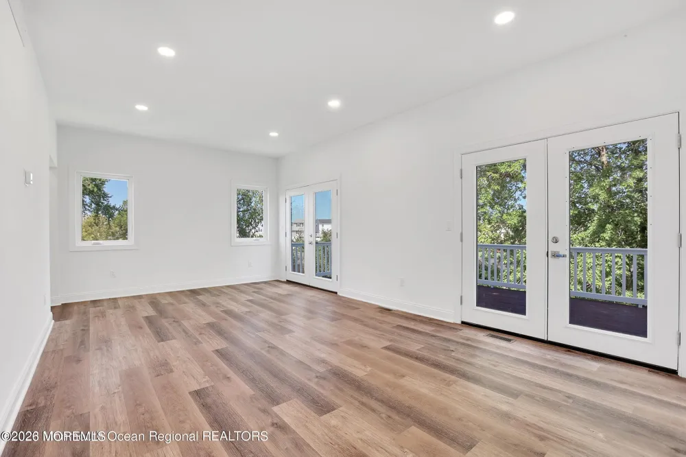 423 Prospect Avenue Union Beach, NJ 07735