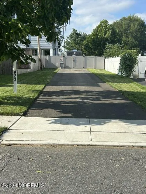 423 Prospect Avenue Union Beach, NJ 07735