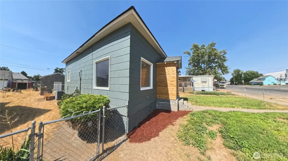 205 E Broadway Street Ritzville, WA 99169