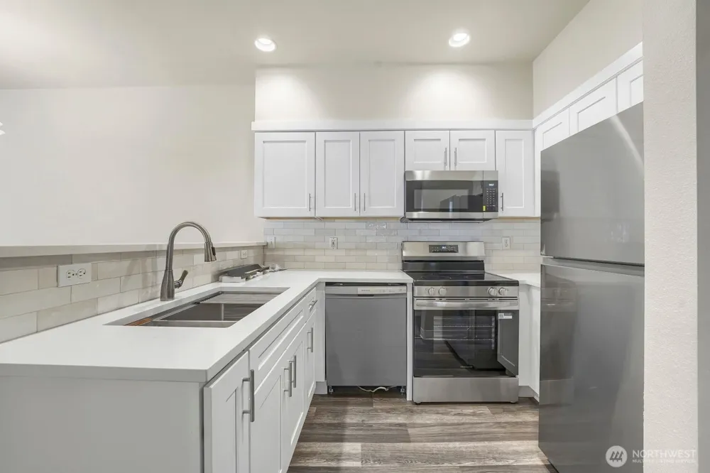 1800 NE 40th Street #F3 Renton, WA 98056