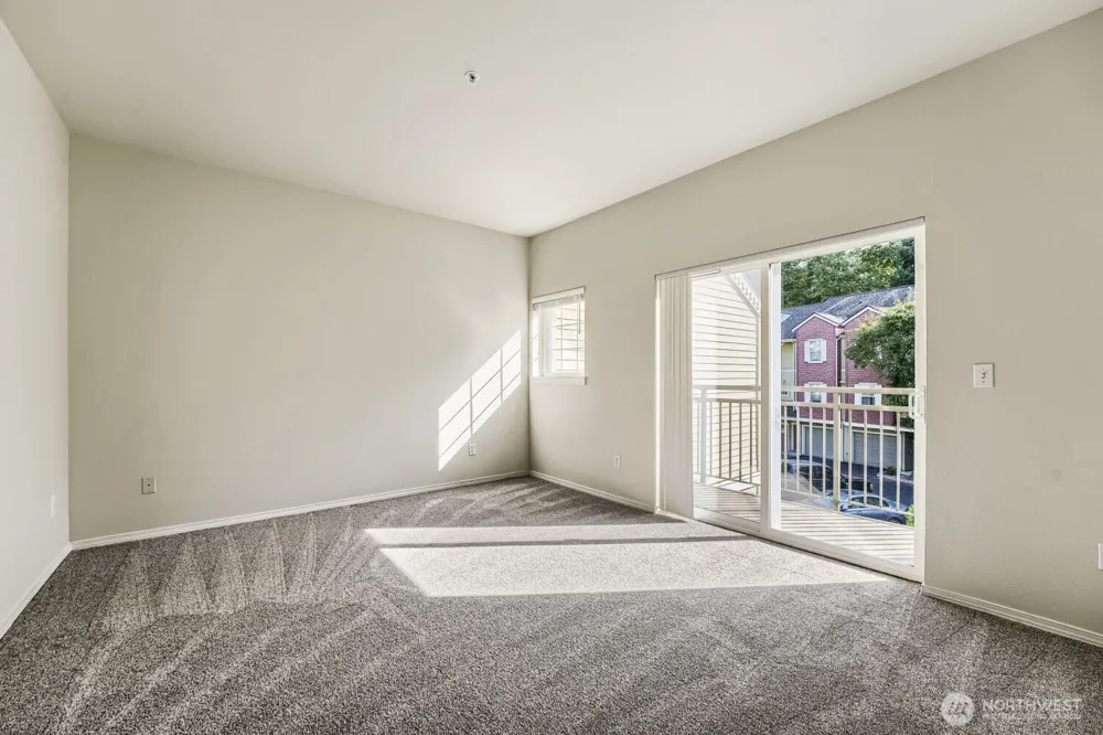 1800 NE 40th Street #F3 Renton, WA 98056