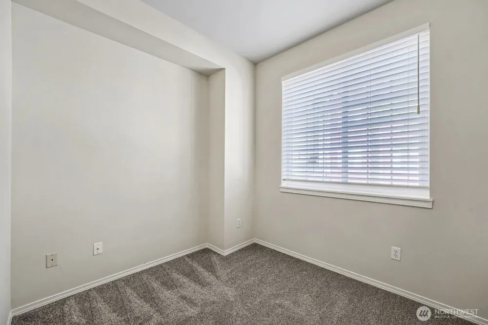 1800 NE 40th Street #F3 Renton, WA 98056