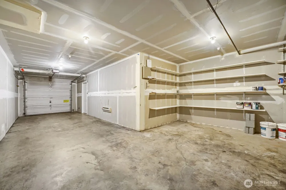 1800 NE 40th Street #F3 Renton, WA 98056