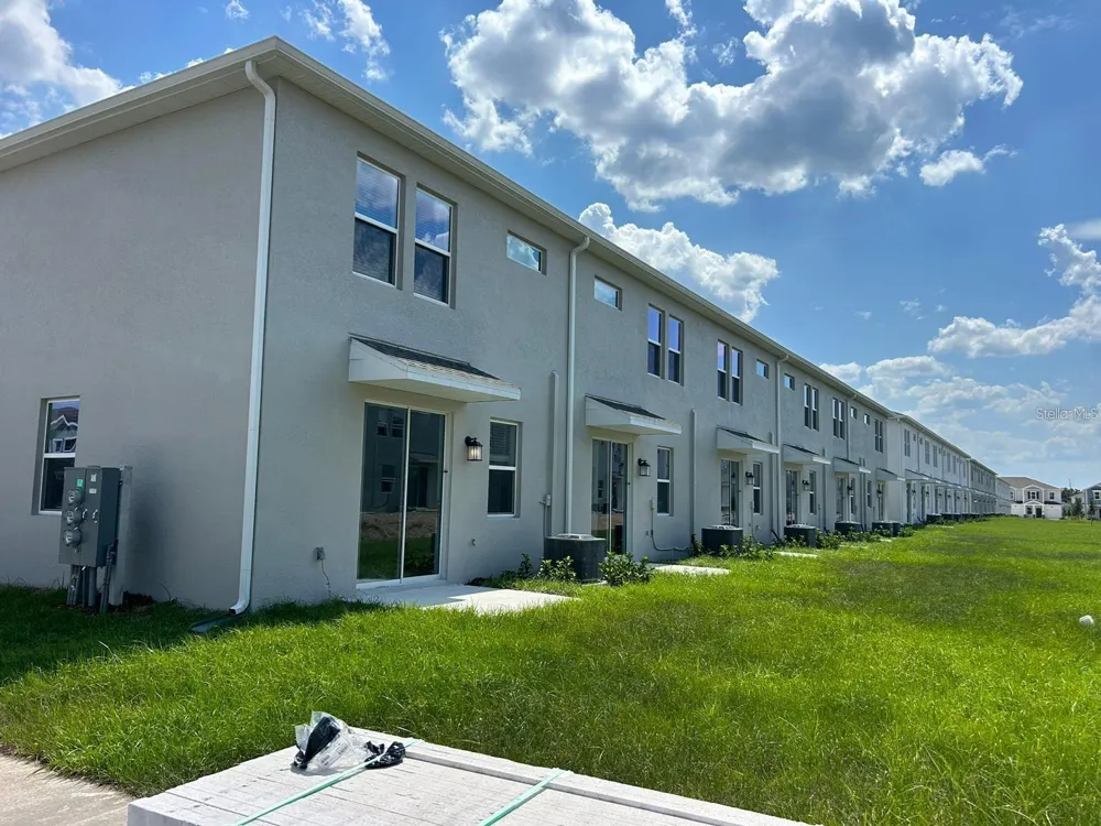 3350 LAURENT LOOP Davenport, FL 33837