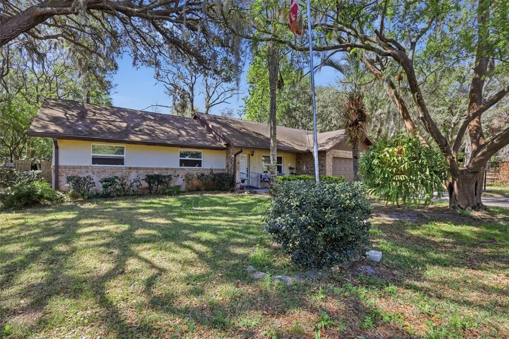 1480 GAUDREY STREET Deland, FL 32720
