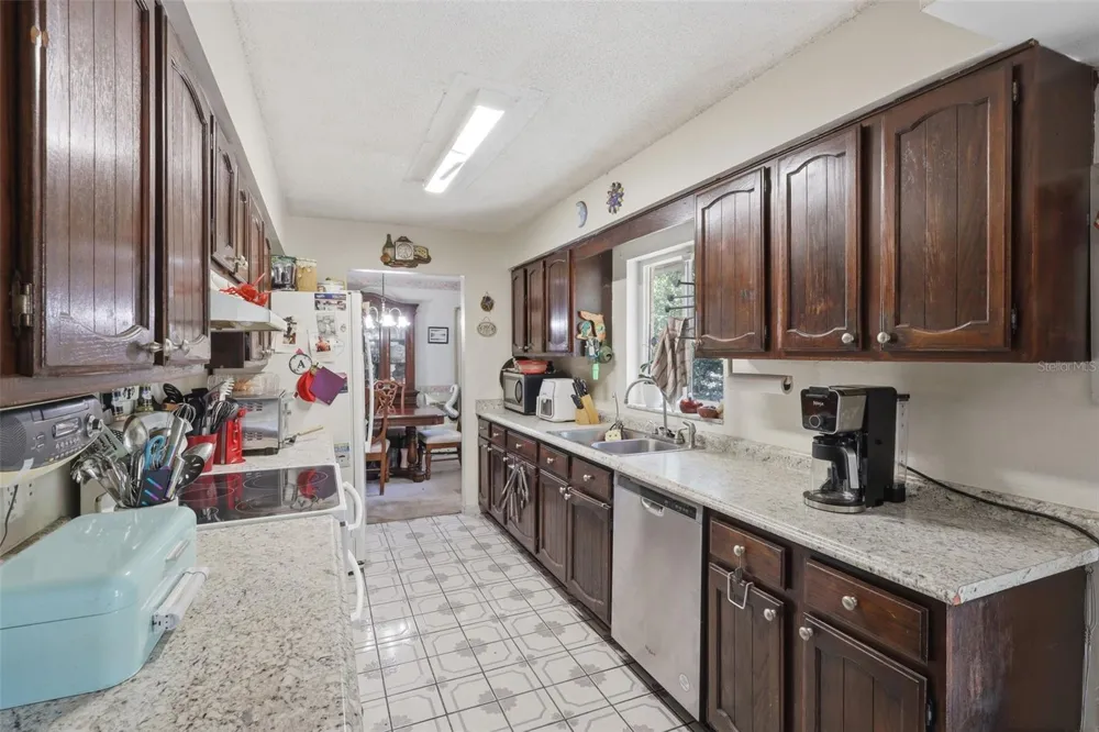 1480 GAUDREY STREET Deland, FL 32720