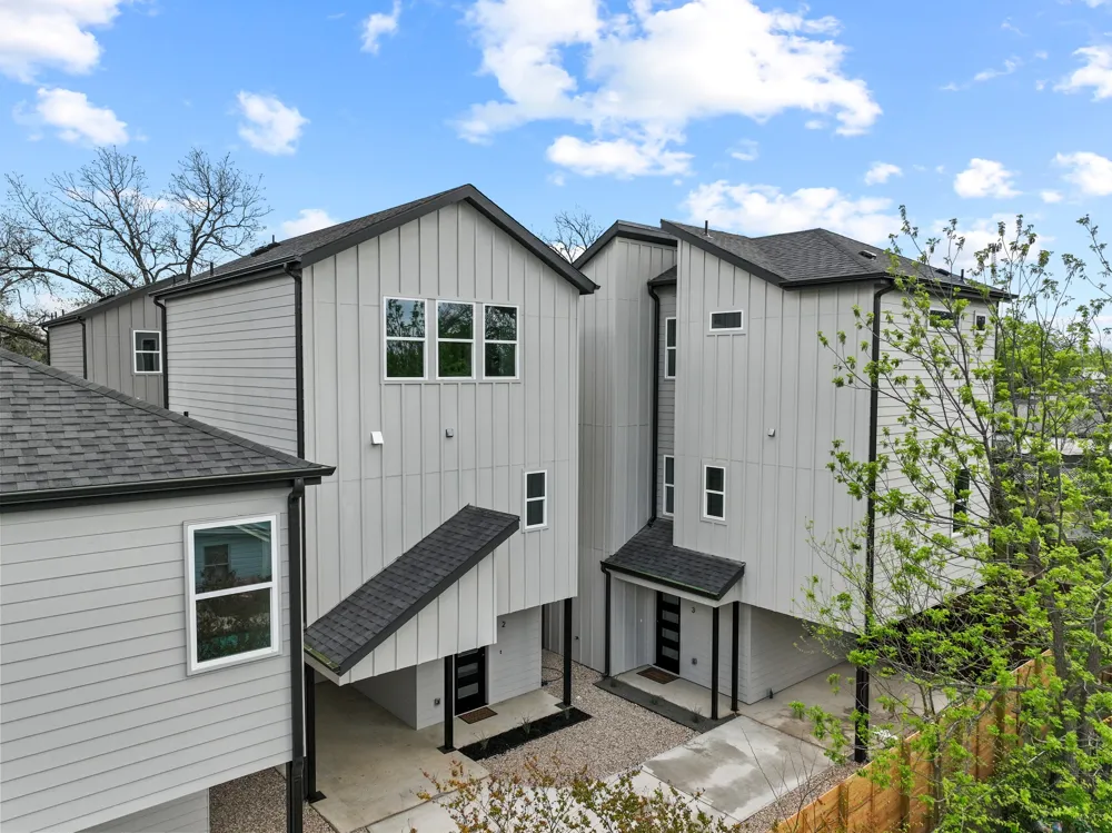 909 Calle Limon #3 Austin, TX 78702