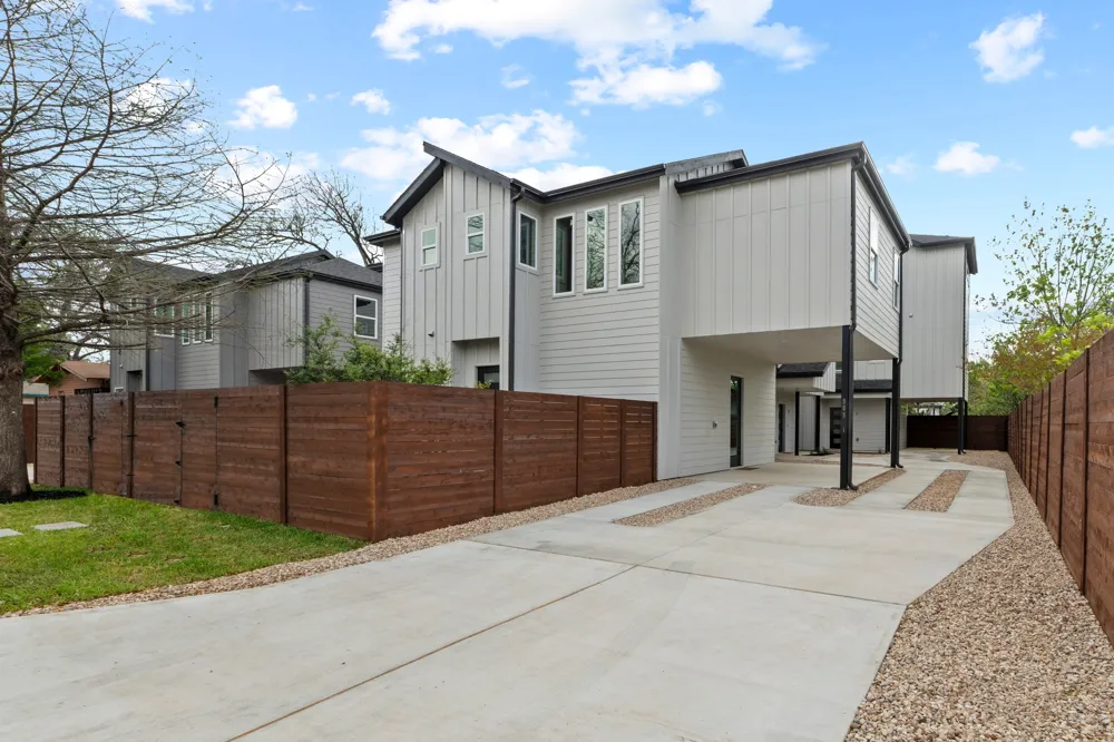 909 Calle Limon #3 Austin, TX 78702