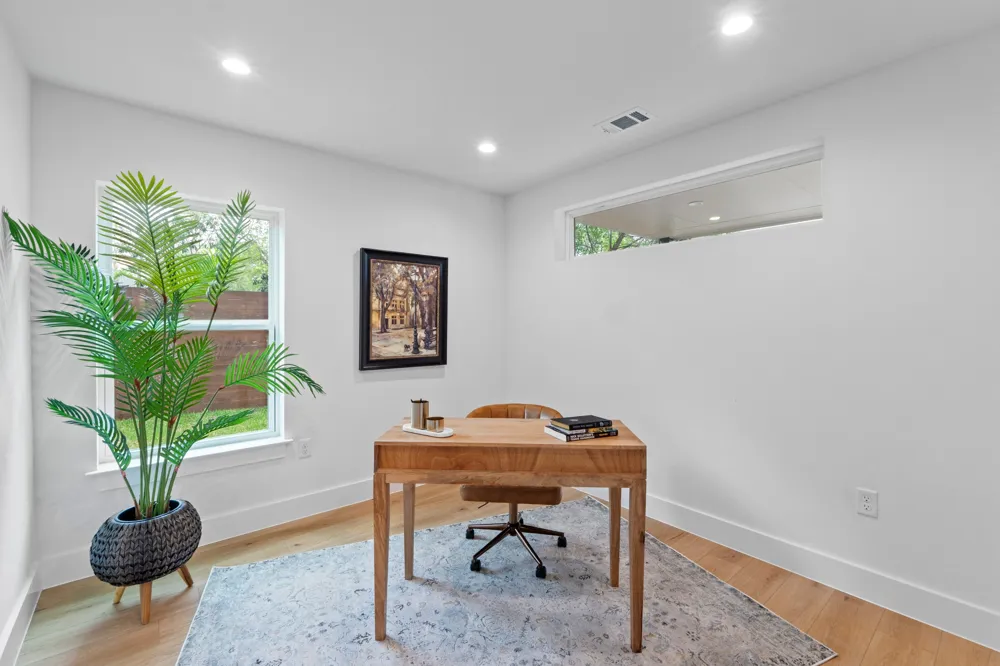 909 Calle Limon #3 Austin, TX 78702