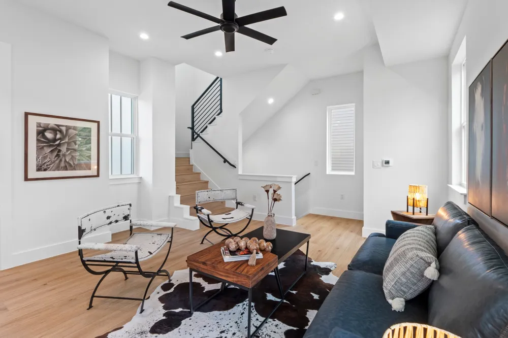 909 Calle Limon #3 Austin, TX 78702